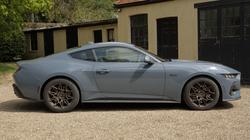 FORD MUSTANG FASTBACK 5.0 V8 GT 2dr